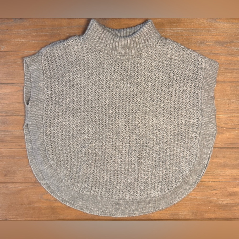 LC Lauren Conrad Heather Gray Knit Turtleneck Sweater